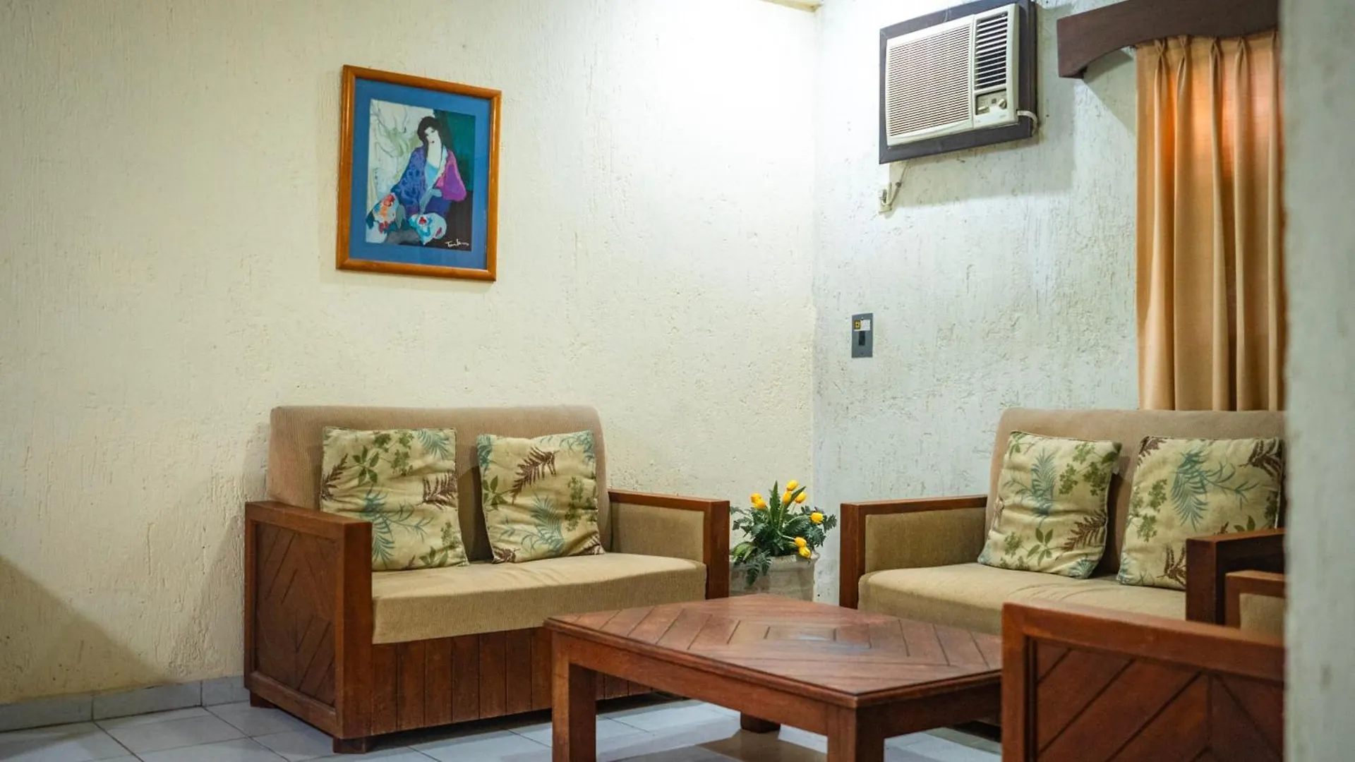 Suites Del Sol Hotel & Apartments Merida 3*,