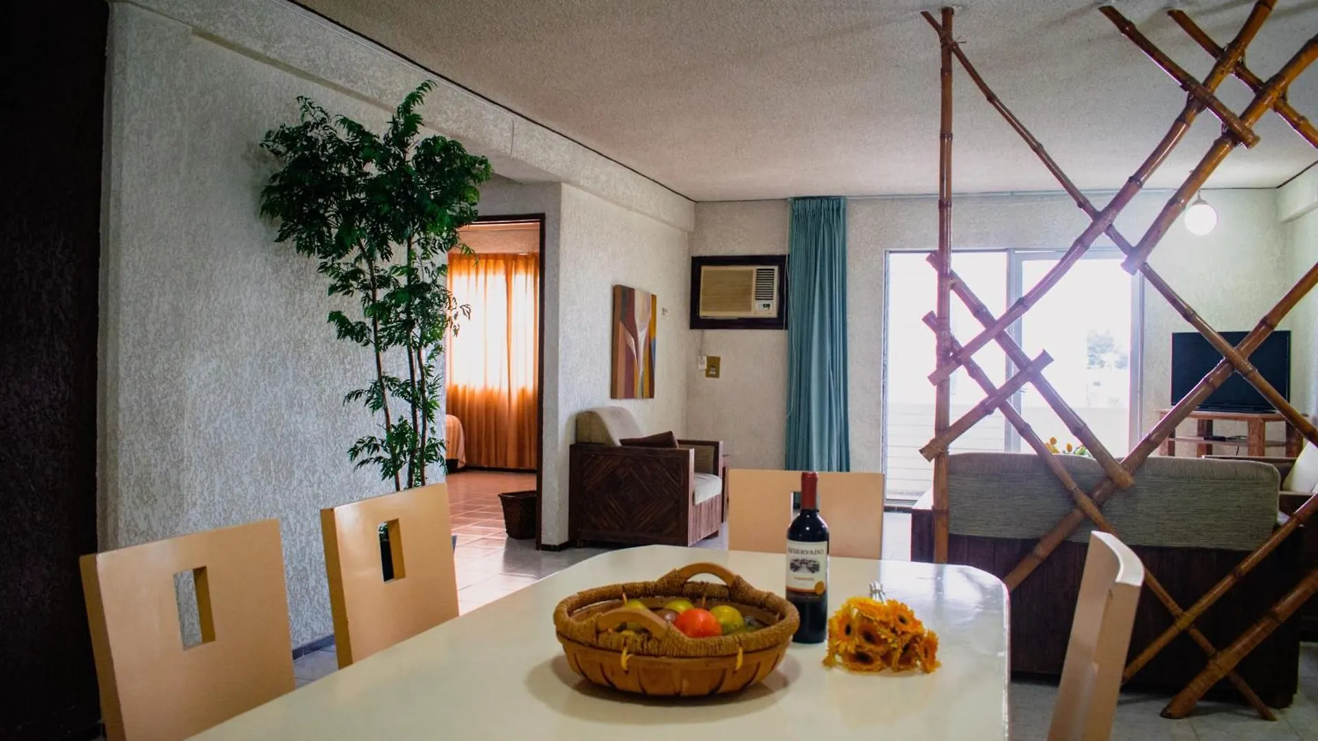 Suites Del Sol Hotel & Apartments Merida
